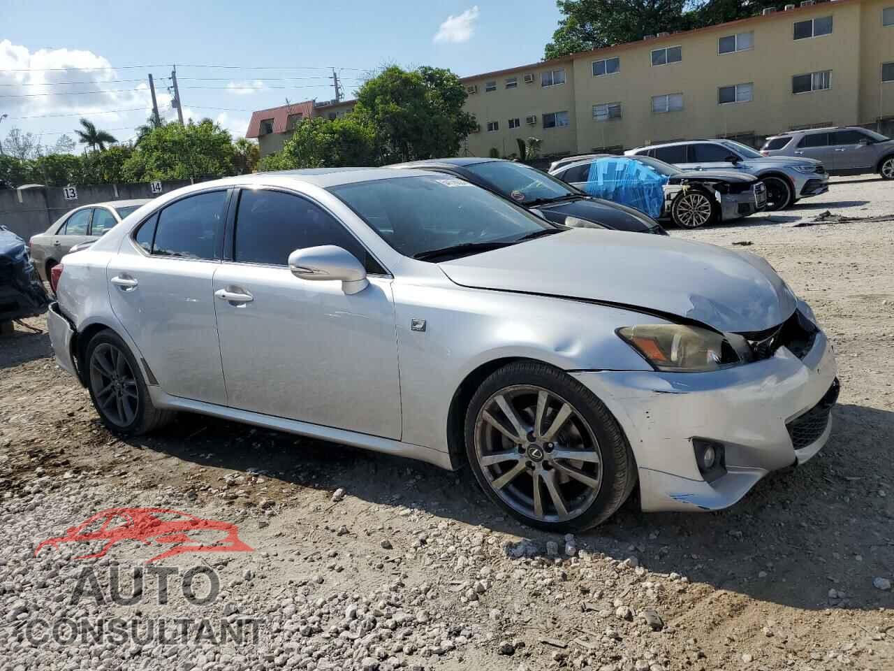 LEXUS IS 2011 - JTHBF5C26B5147350