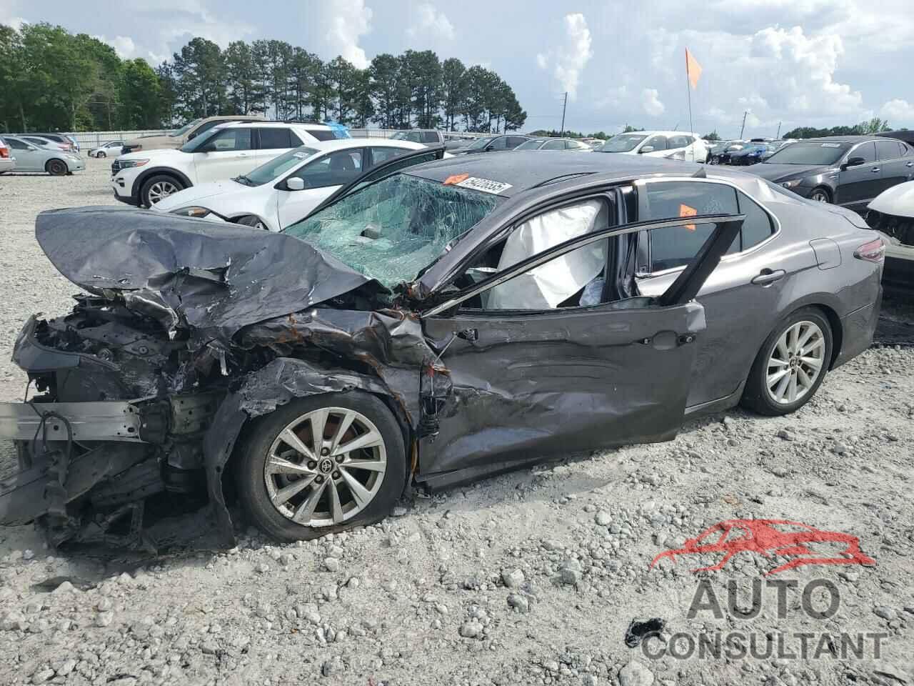 TOYOTA CAMRY 2021 - 4T1C11AK4MU531941