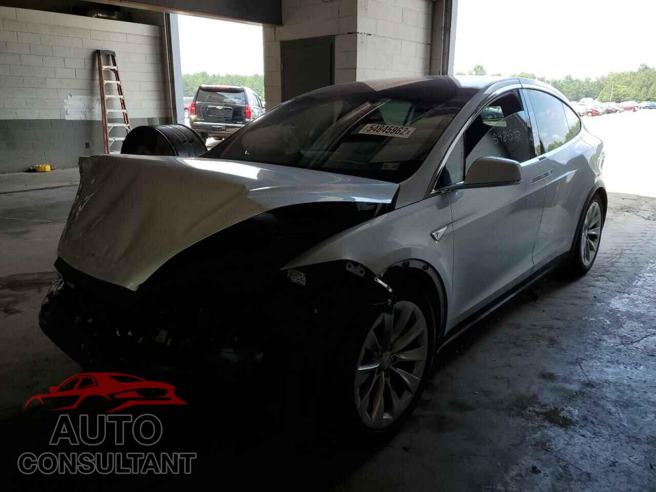 TESLA MODEL X 2016 - 5YJXCBE21GF020880