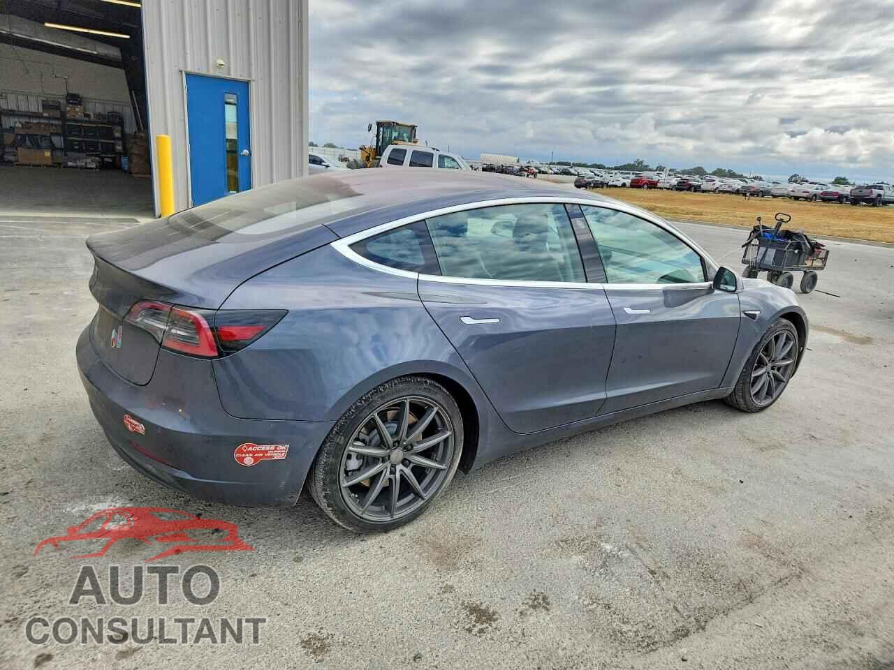 TESLA MODEL 3 2018 - 5YJ3E1EAXJF046461