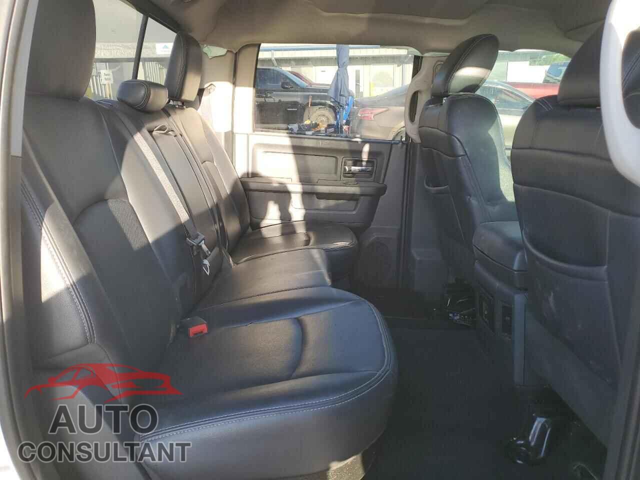 DODGE RAM 1500 2012 - 1C6RD7MT8CS239031