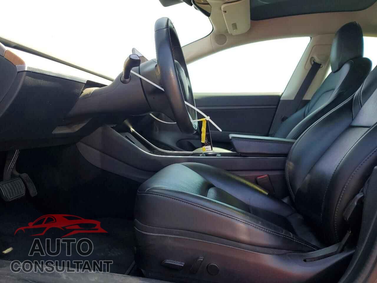 TESLA MODEL 3 2020 - 5YJ3E1EA8LF644079