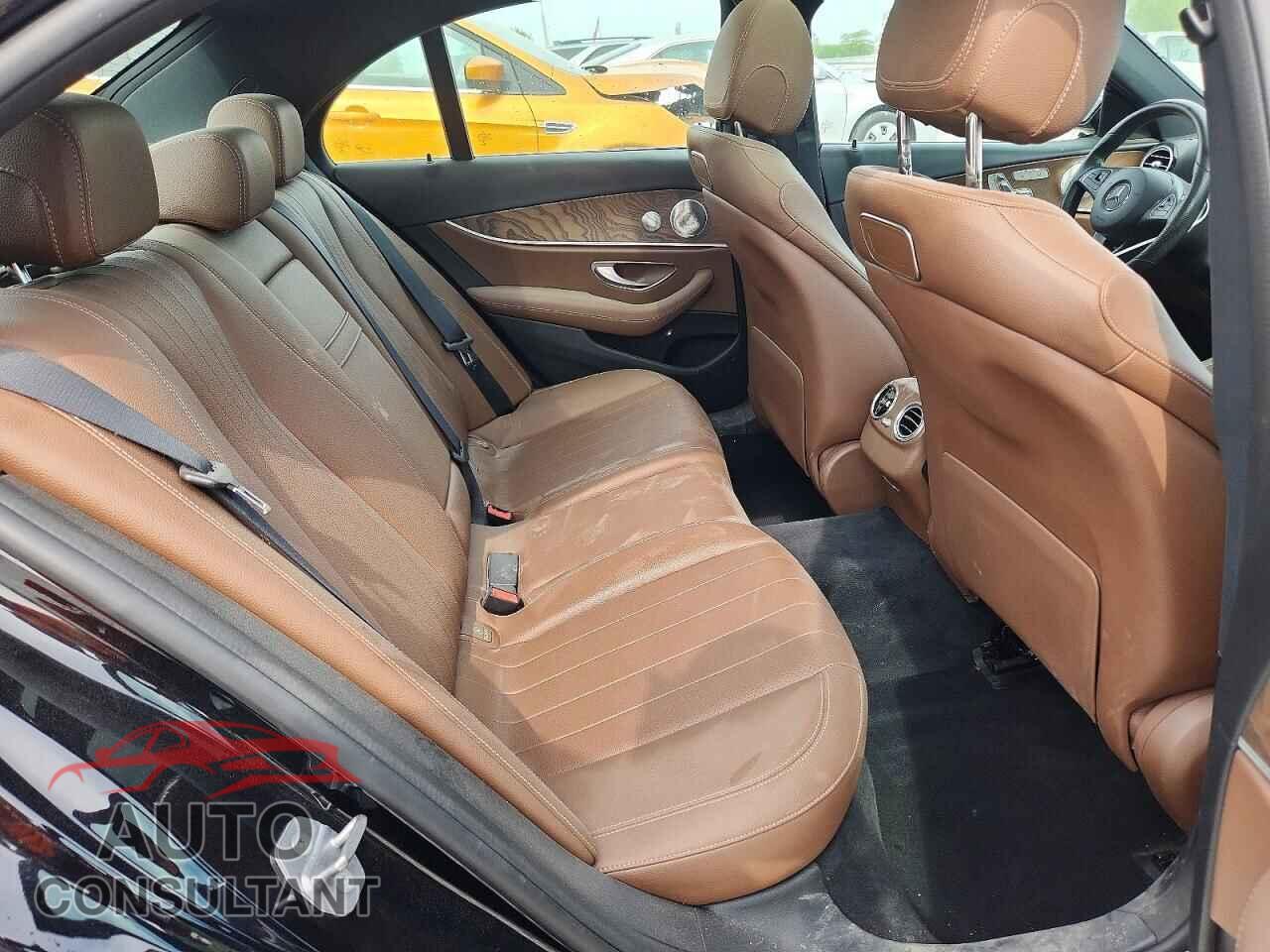MERCEDES-BENZ E-CLASS 2018 - WDDZF4KB3JA401152
