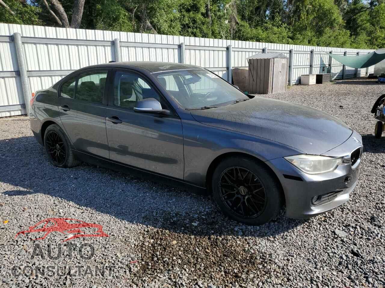 BMW 3 SERIES 2013 - WBA3C1C53DF444751