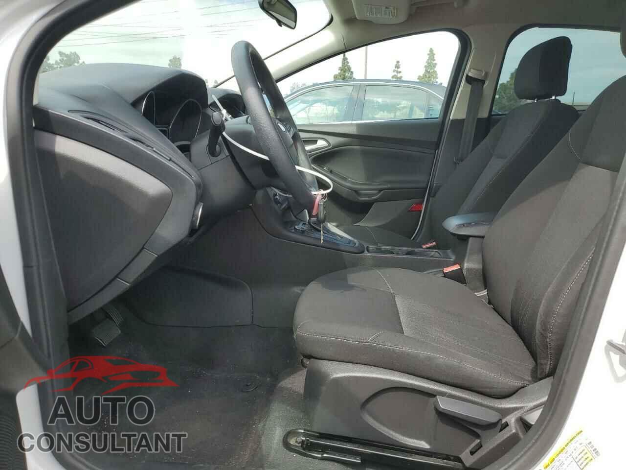 FORD FOCUS 2016 - 1FADP3F23GL362328