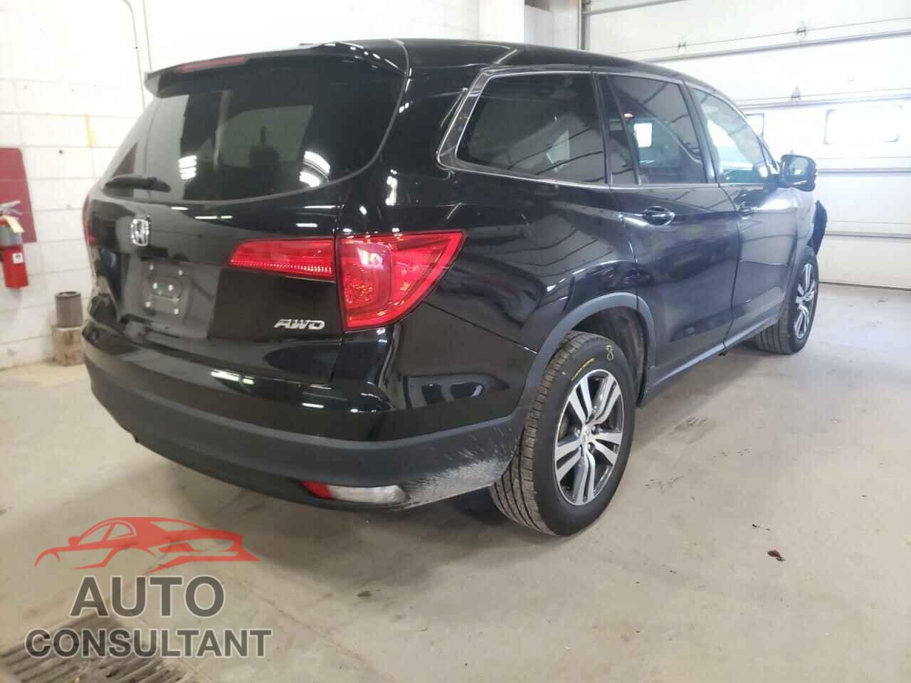 HONDA PILOT 2017 - 5FNYF6H53HB057035