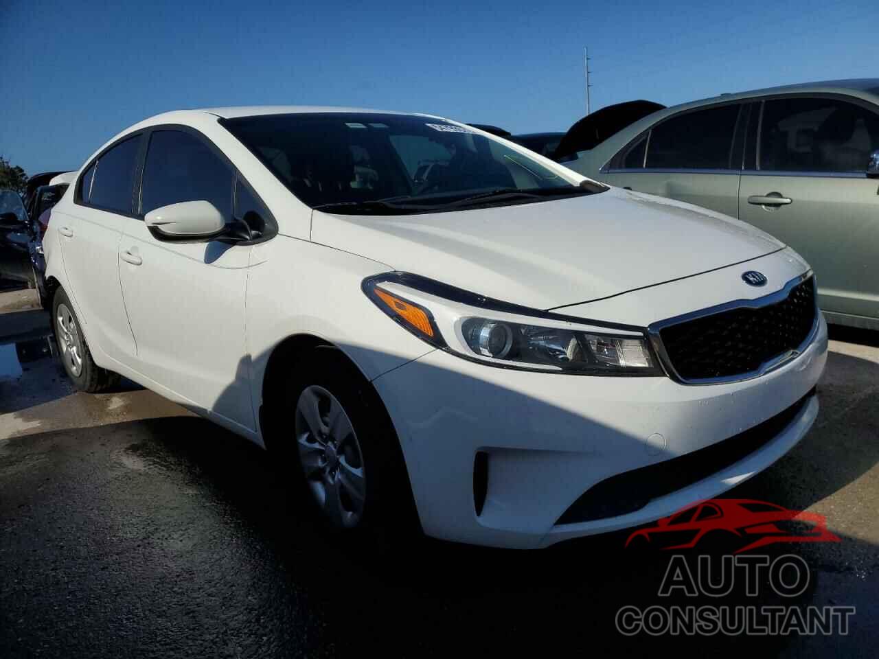 KIA FORTE 2018 - 3KPFK4A79JE219975