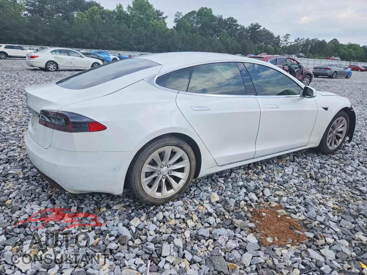 TESLA MODEL S 2017 - 5YJSA1E17HF185643