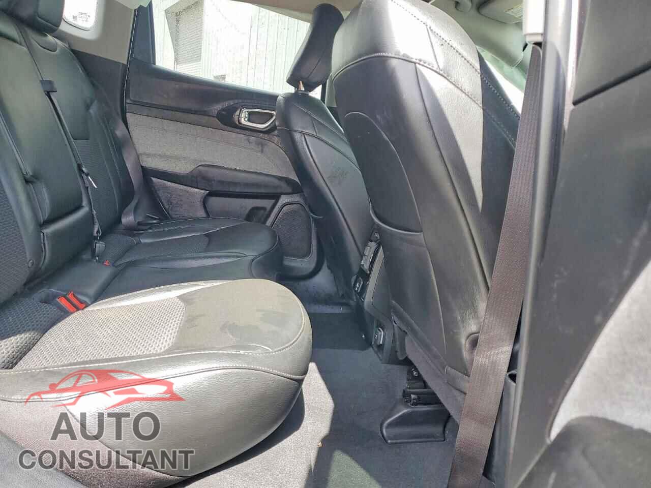 JEEP COMPASS 2022 - 3C4NJDBB2NT173165