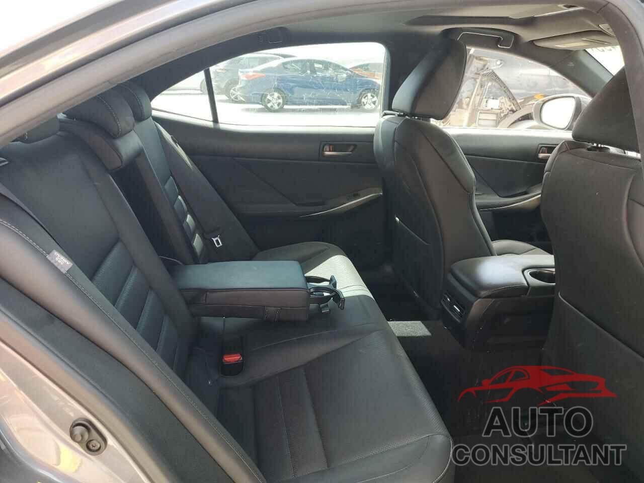 LEXUS IS 2017 - JTHBA1D26H5055430