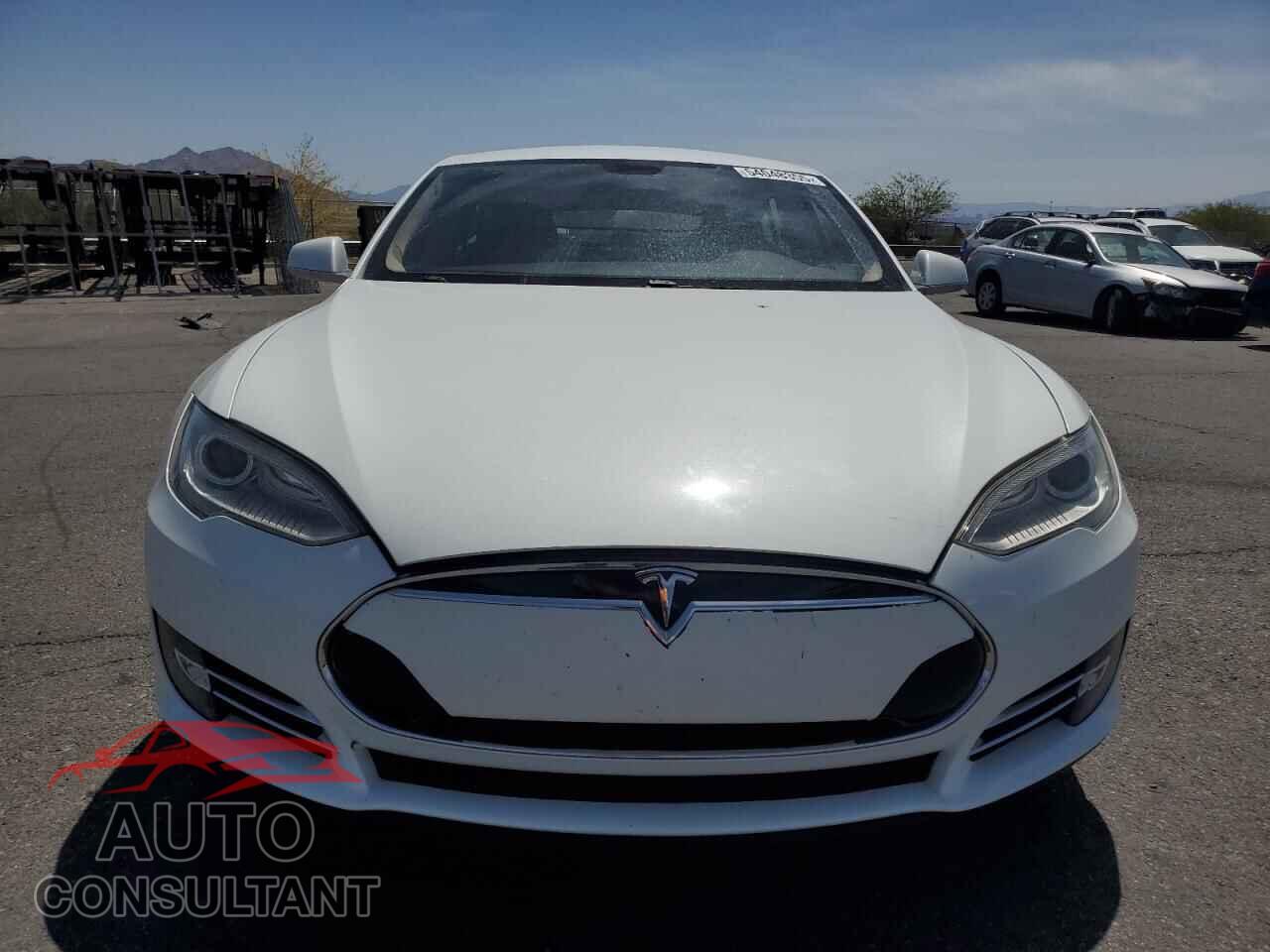 TESLA MODEL S 2013 - 5YJSA1DP0DFP14043