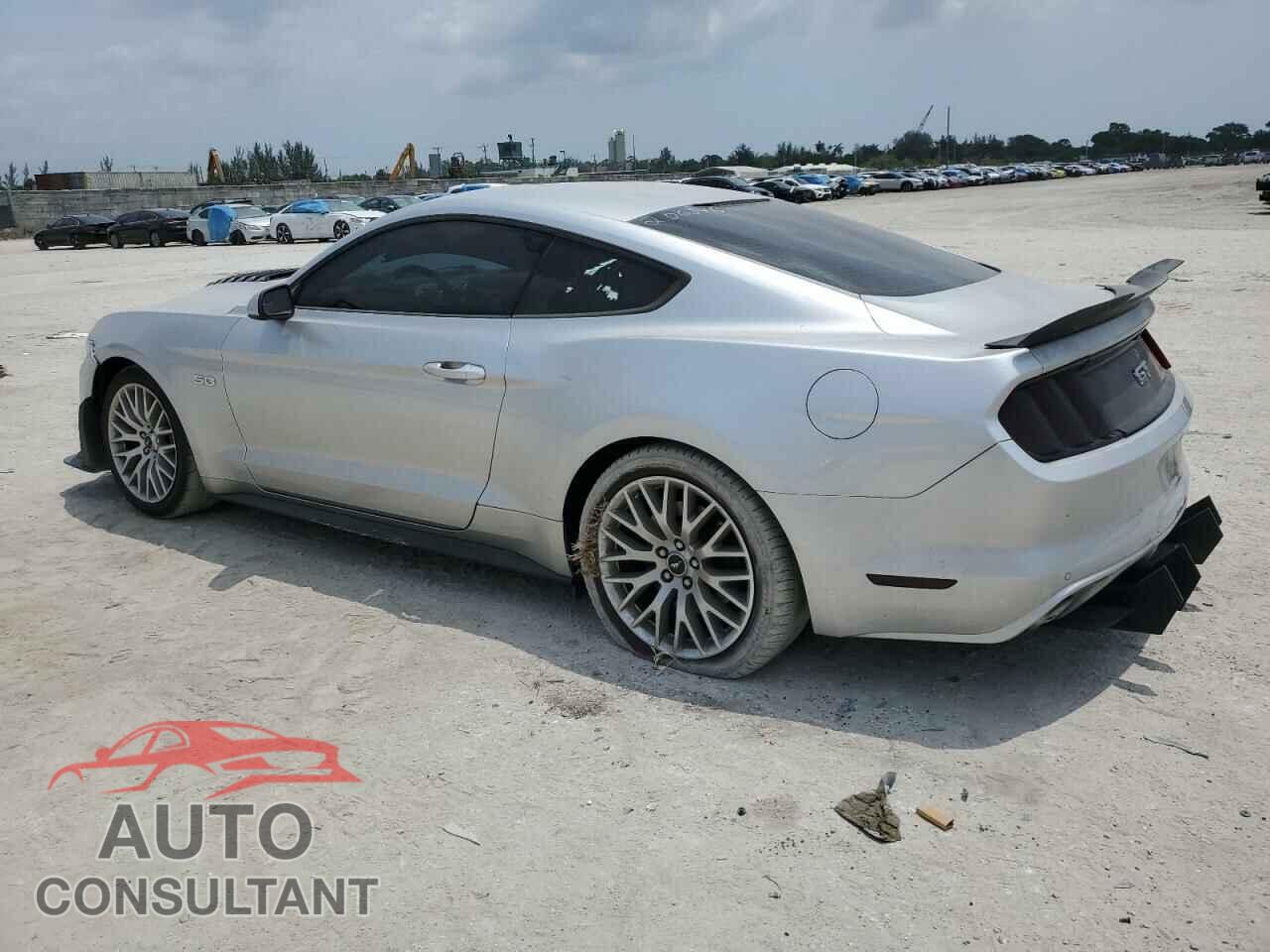 FORD MUSTANG 2016 - 1FA6P8CF2G5206346