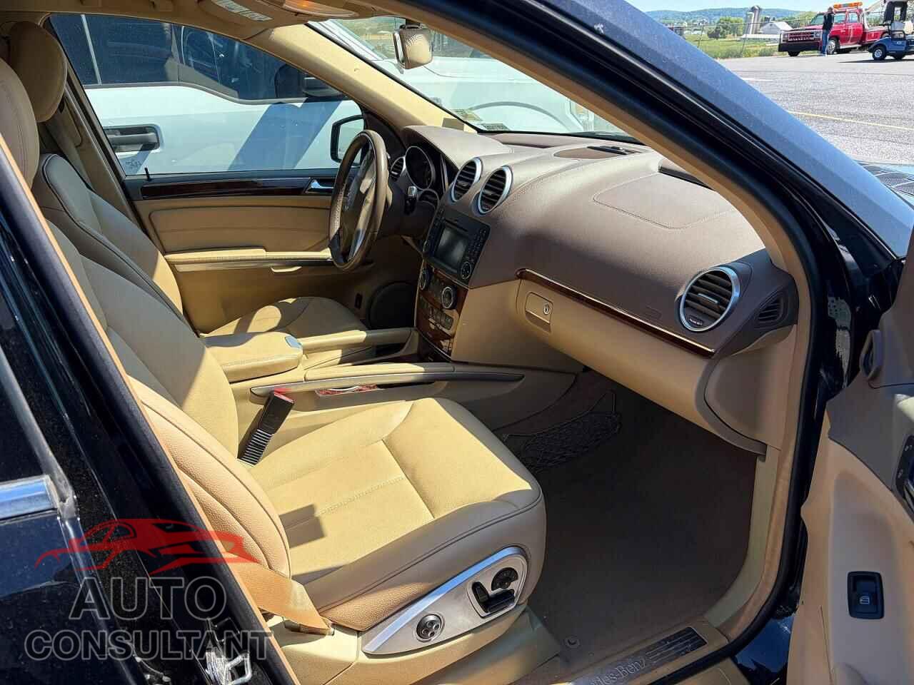 MERCEDES-BENZ GL-CLASS 2011 - 4JGBF2FE0BA760699