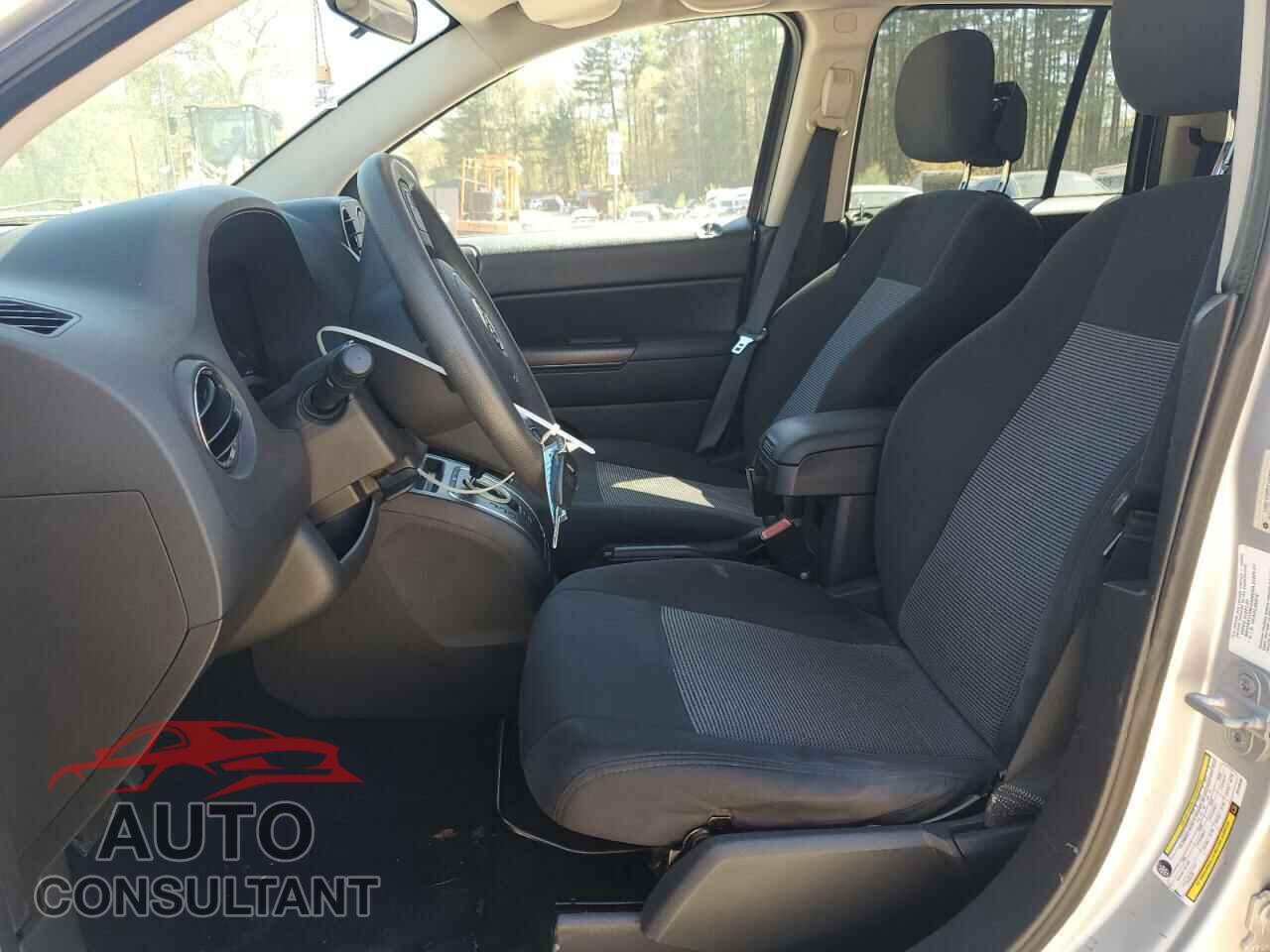 JEEP COMPASS 2011 - 1J4NF1FB0BD148450