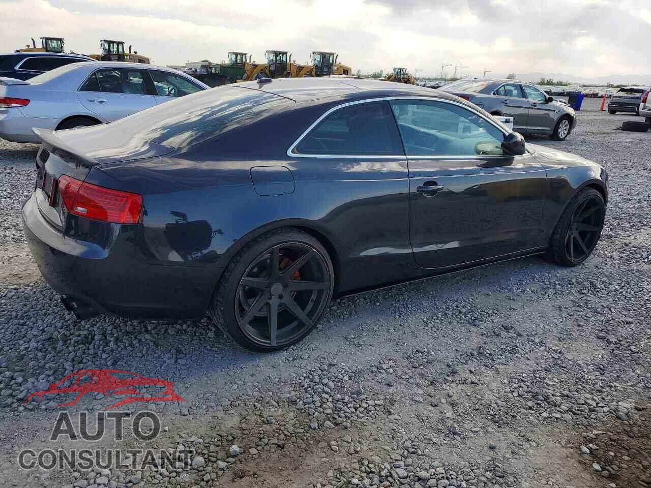 AUDI A5 2013 - WAUCFAFR7DA012649
