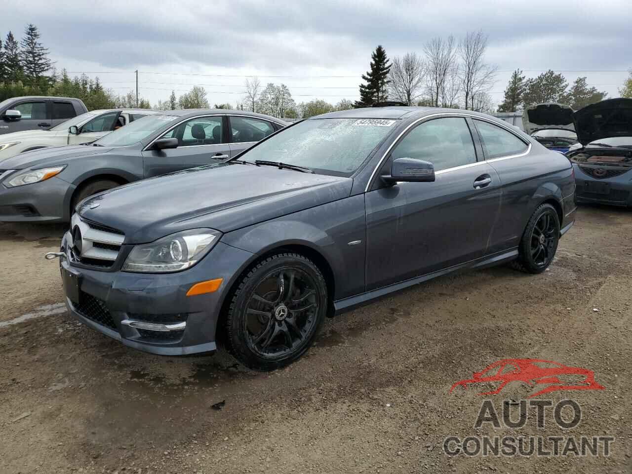 MERCEDES-BENZ C-CLASS 2012 - WDDGJ5HB6CF772511
