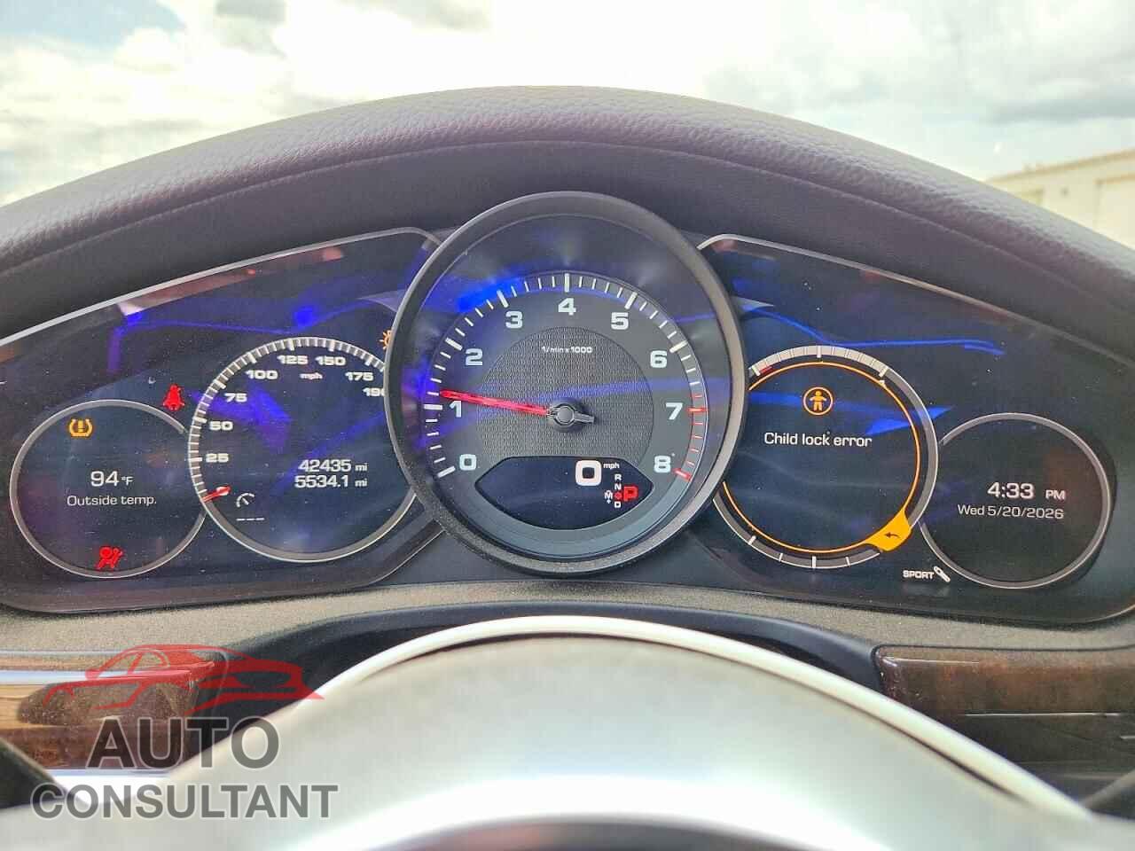 PORSCHE PANAMERA 2017 - WP0AA2A73HL100757