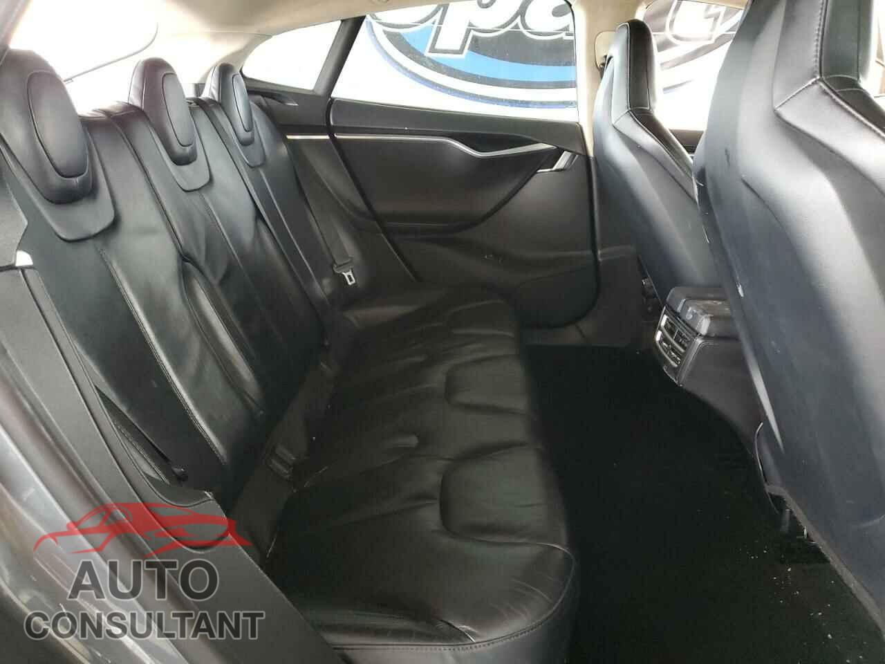 TESLA MODEL S 2013 - 5YJSA1CN0DFP20747
