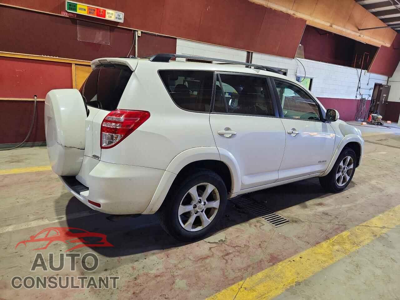 TOYOTA RAV4 2012 - 2T3DF4DV7CW239042