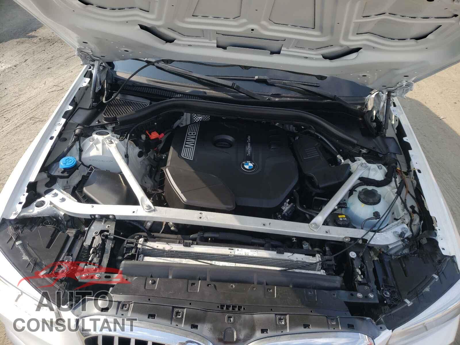 BMW X3 2019 - 5UXTR7C51KLE98389