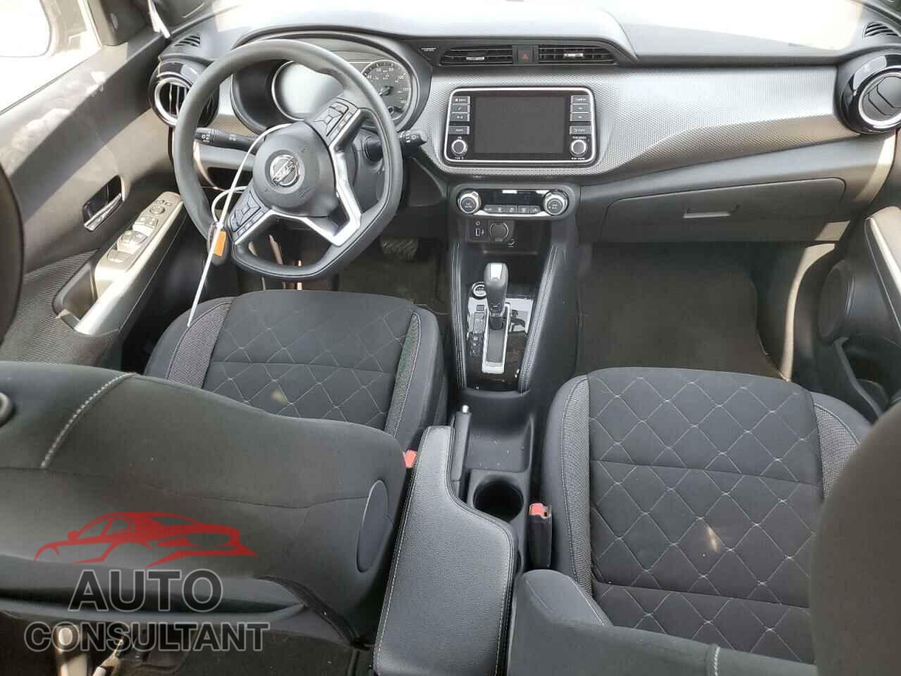 NISSAN KICKS 2019 - 3N1CP5CU3KL559331