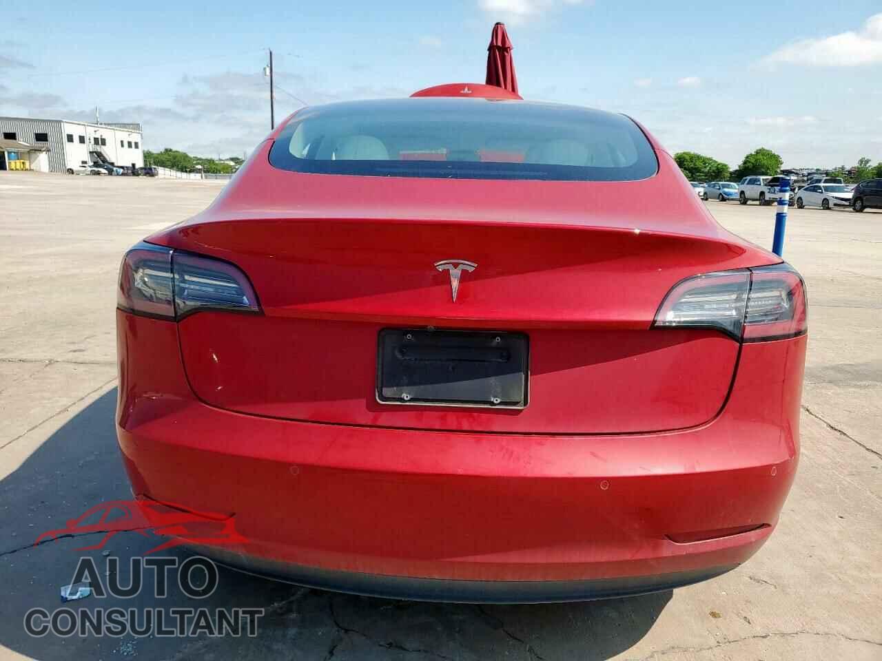 TESLA MODEL 3 2021 - 5YJ3E1EA1MF092622