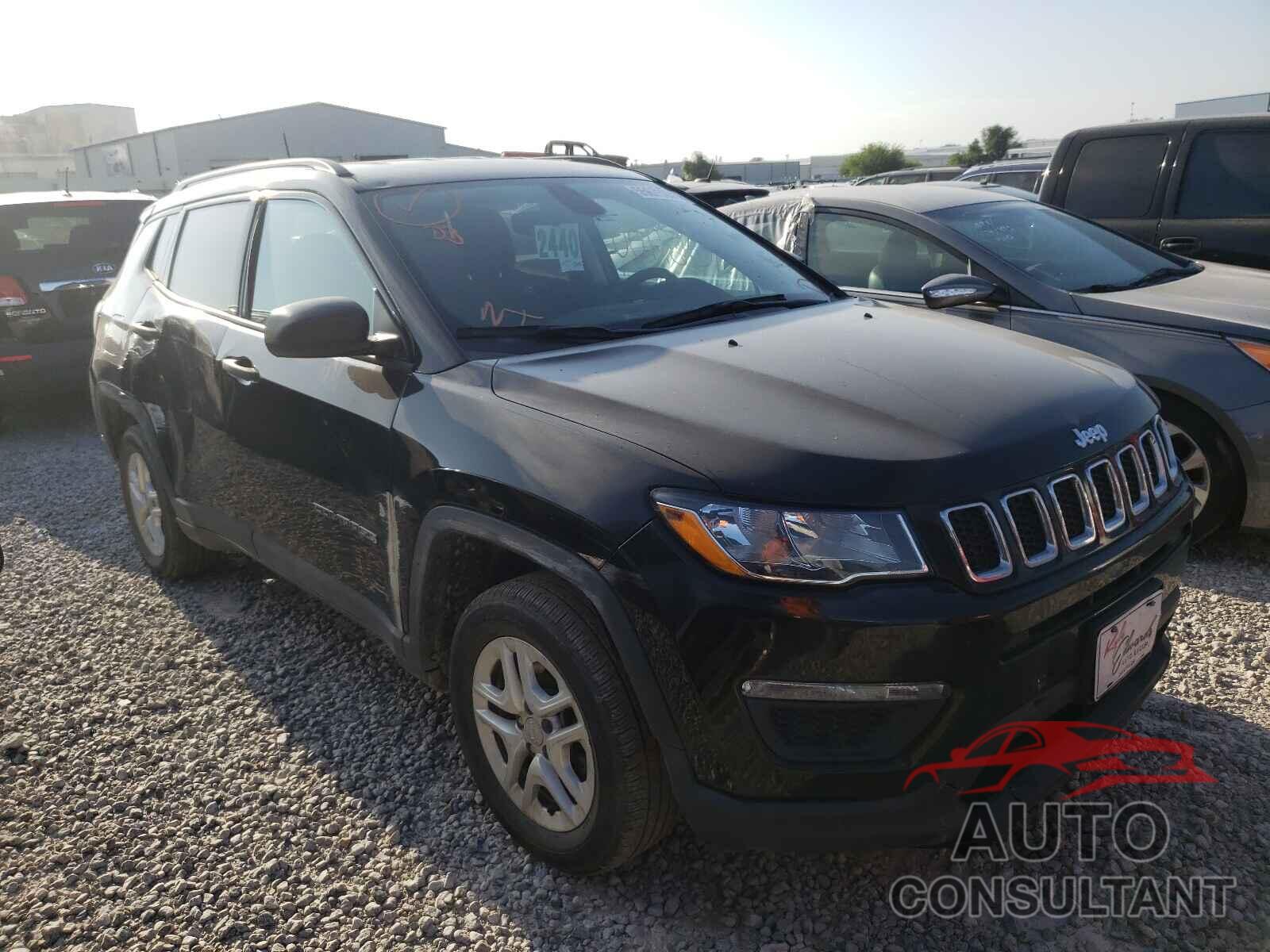 JEEP COMPASS 2018 - 3C4NJCAB2JT331008