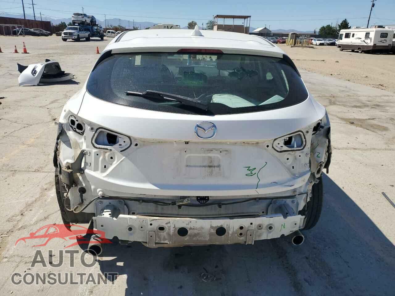 MAZDA 3 2017 - 3MZBN1M30HM128720