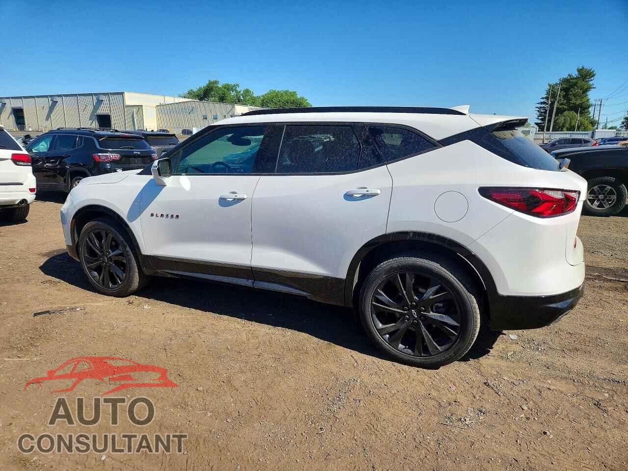 CHEVROLET BLAZER 2021 - 3GNKBKRS0MS504041