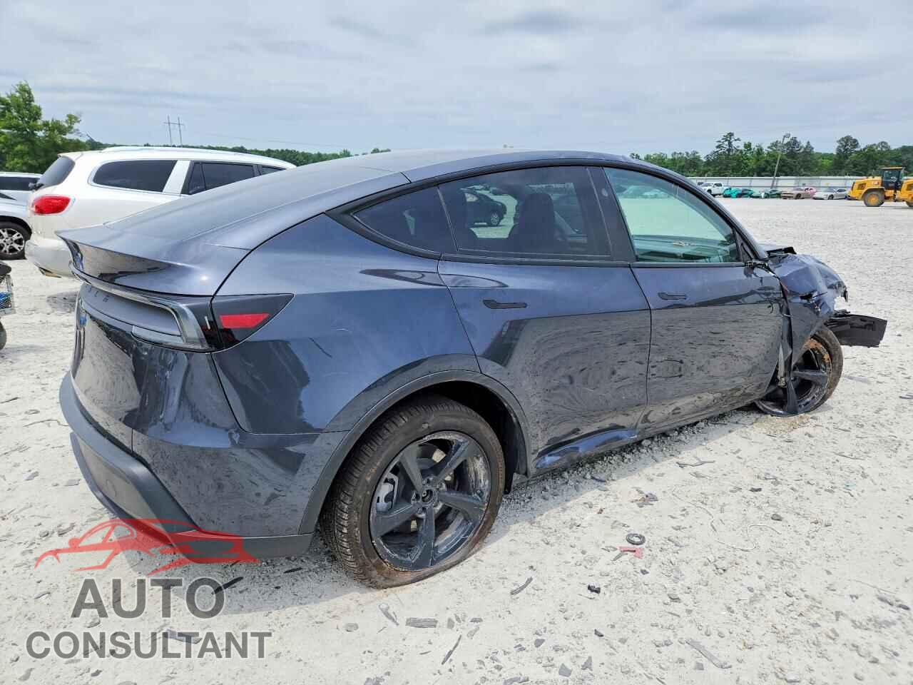 TESLA MODEL Y 2026 - 7SAYGDEDXTA447359