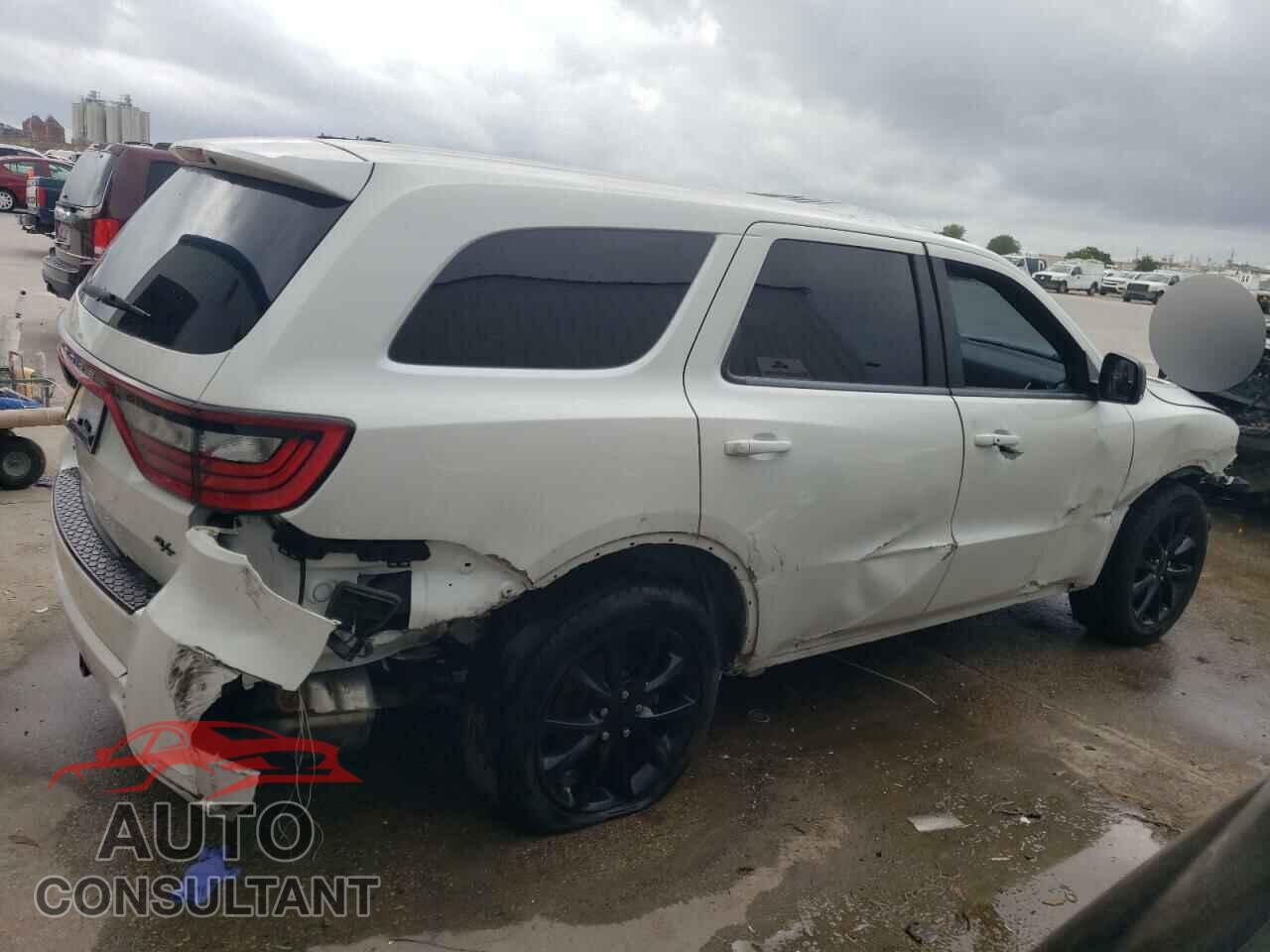 DODGE DURANGO 2018 - 1C4SDHCT3JC495005