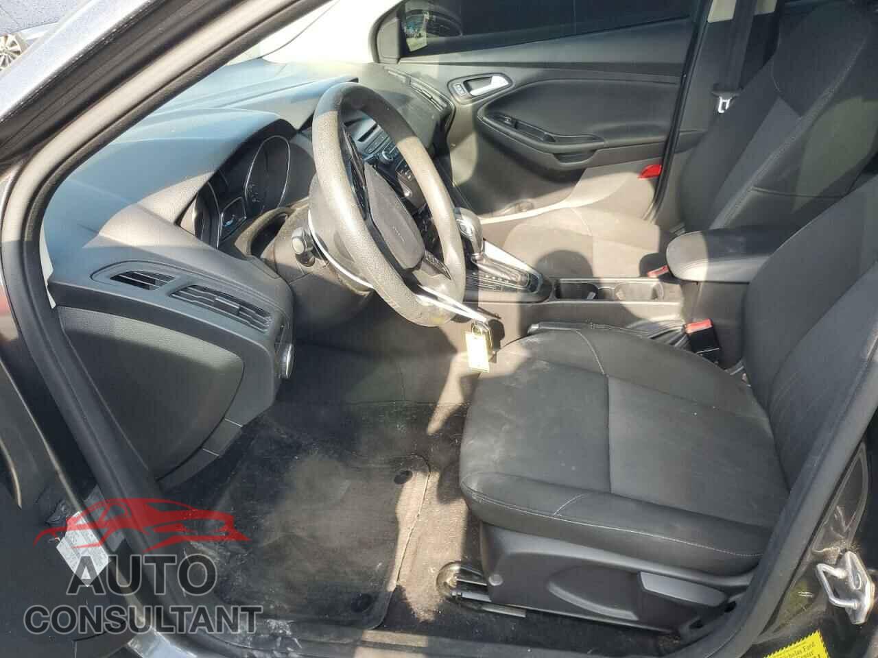FORD FOCUS 2017 - 1FADP3K22HL331336