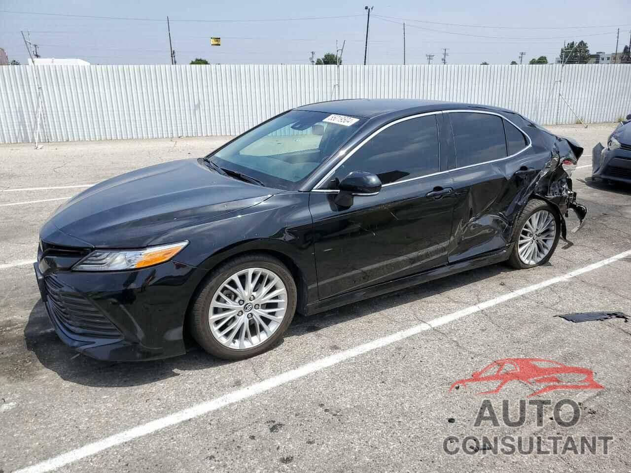 TOYOTA CAMRY 2018 - 4T1B11HKXJU511738