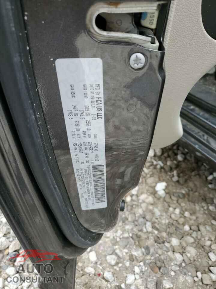 DODGE CARAVAN 2019 - 2C4RDGBGXKR619261