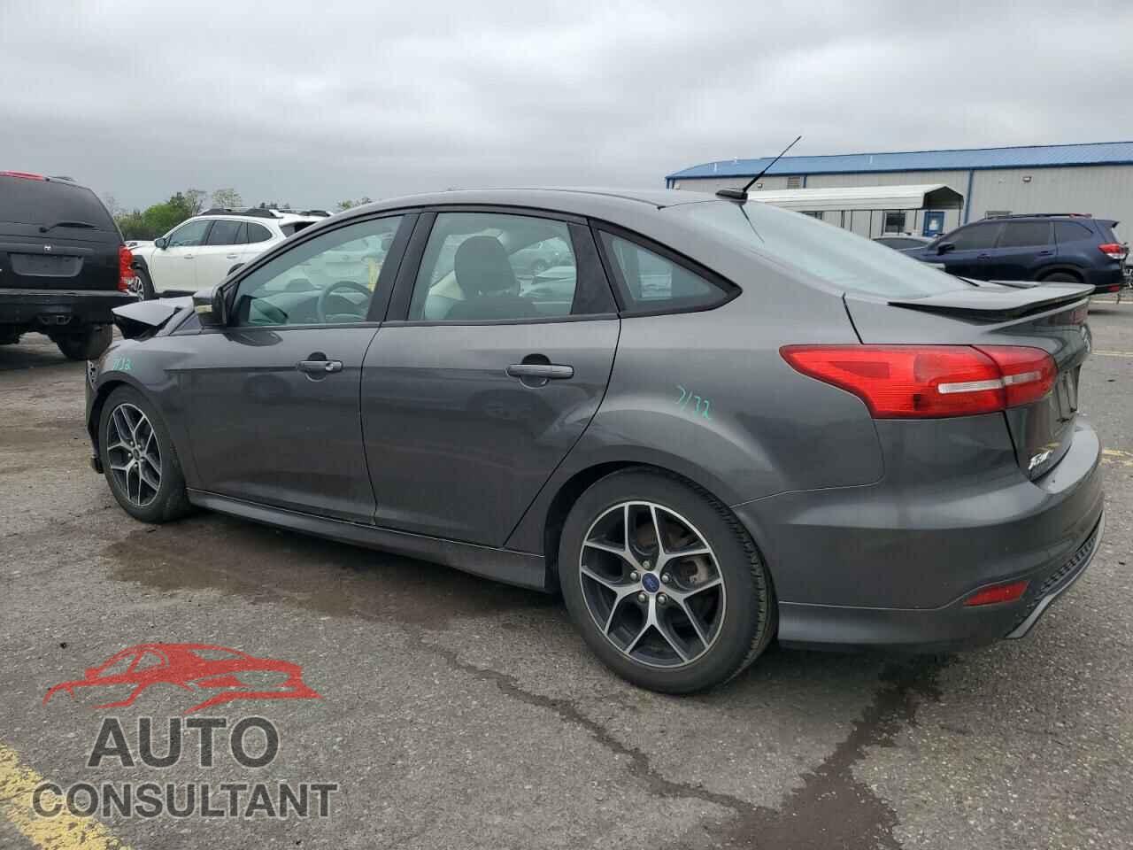 FORD FOCUS 2015 - 1FADP3F21FL297736