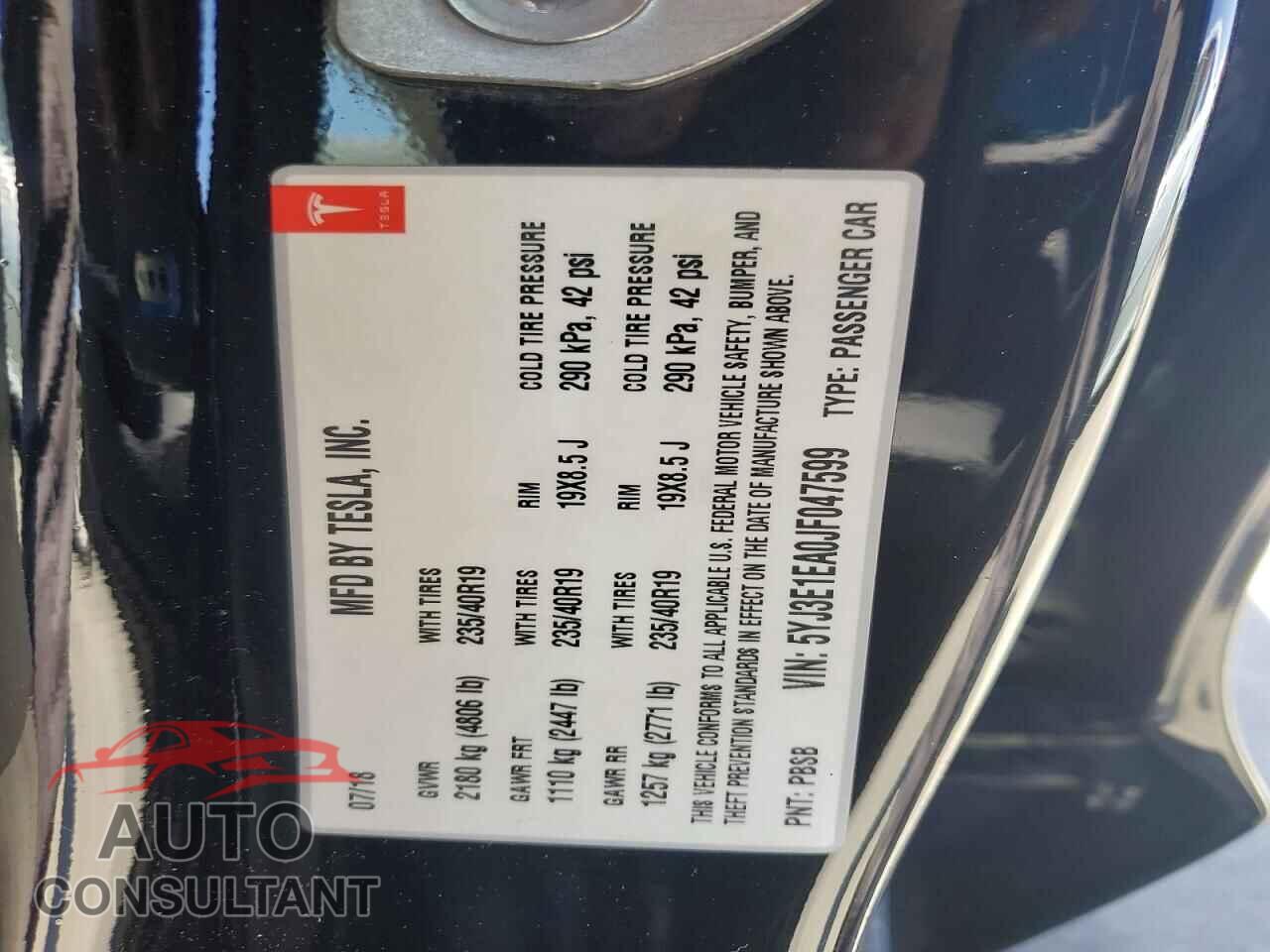 TESLA MODEL 3 2018 - 5YJ3E1EA0JF047599