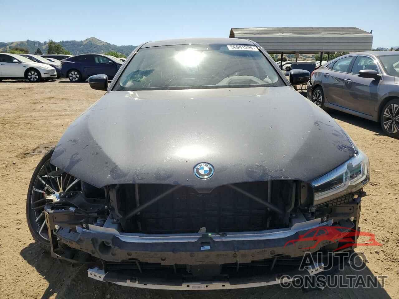 BMW 5 SERIES 2022 - WBA33AG08NCH70842