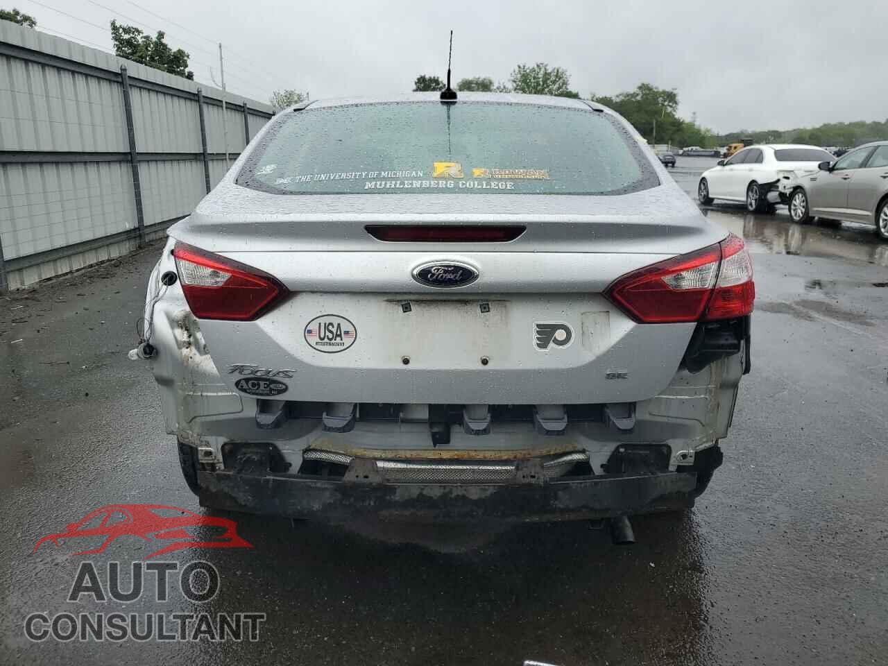 FORD FOCUS 2014 - 1FADP3F21EL435158