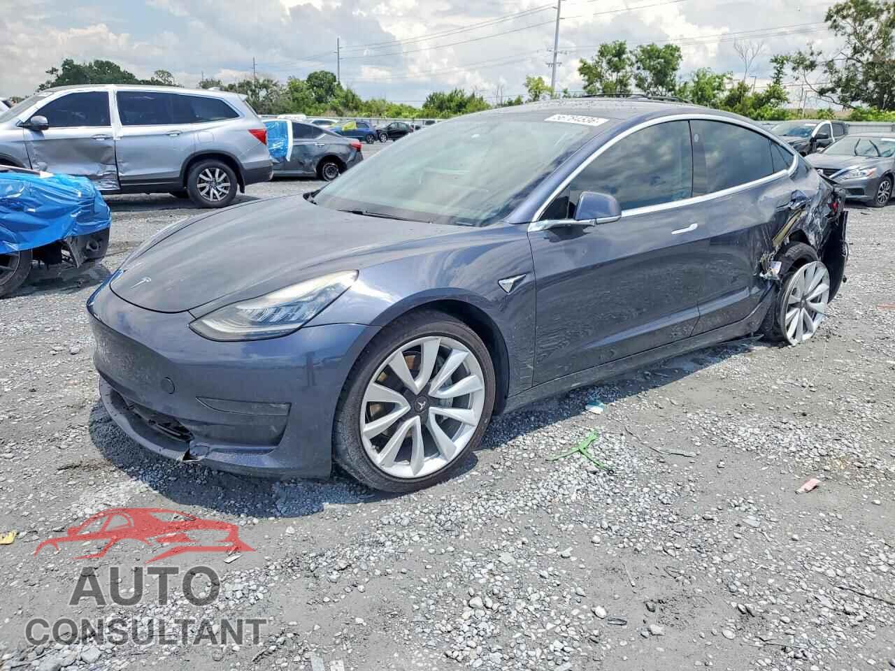 TESLA MODEL 3 2019 - 5YJ3E1EB5KF453582