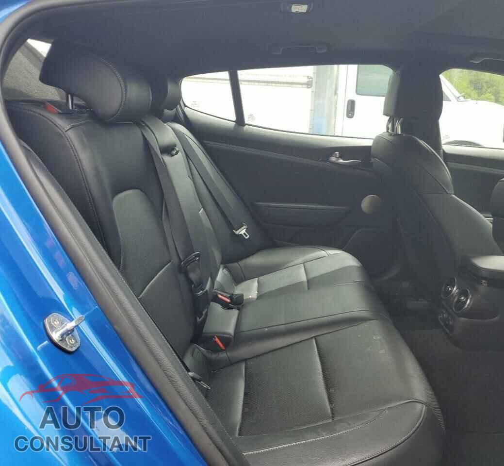 KIA STINGER 2021 - KNAE15LA3M6089907