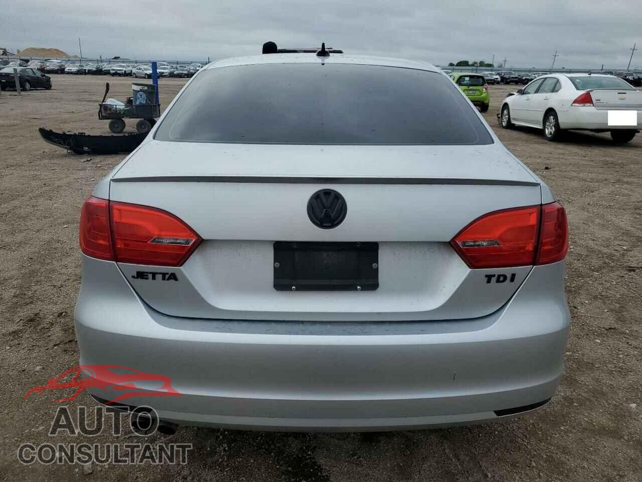 VOLKSWAGEN JETTA 2012 - 3VWLL7AJ8CM365576