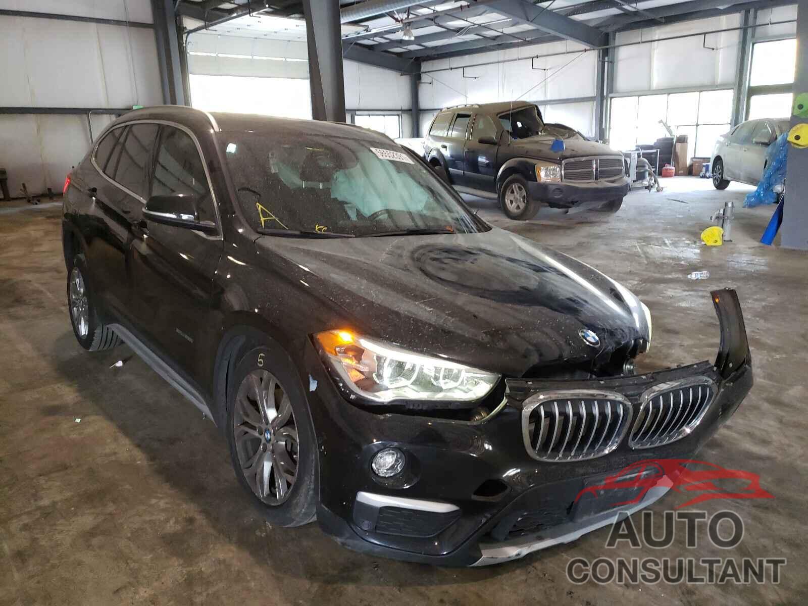 BMW X1 2017 - WBXHT3C32H5F70457