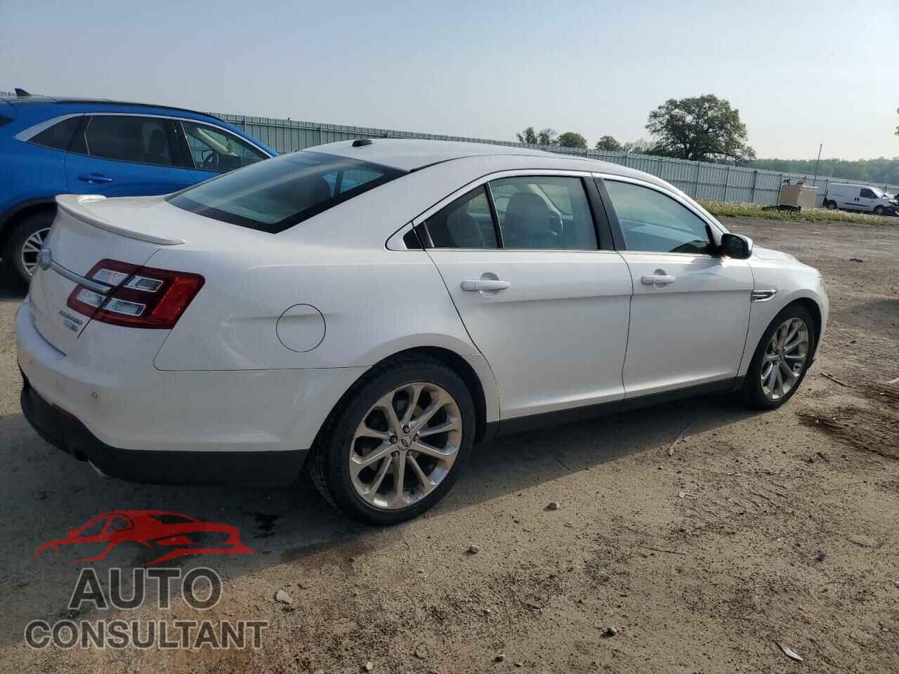 FORD TAURUS 2016 - 1FAHP2J8XGG123763