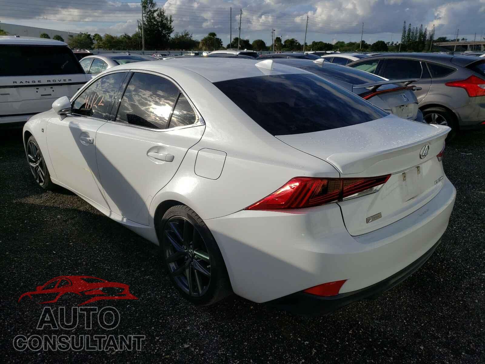 LEXUS IS 2018 - JTHBA1D26J5074484