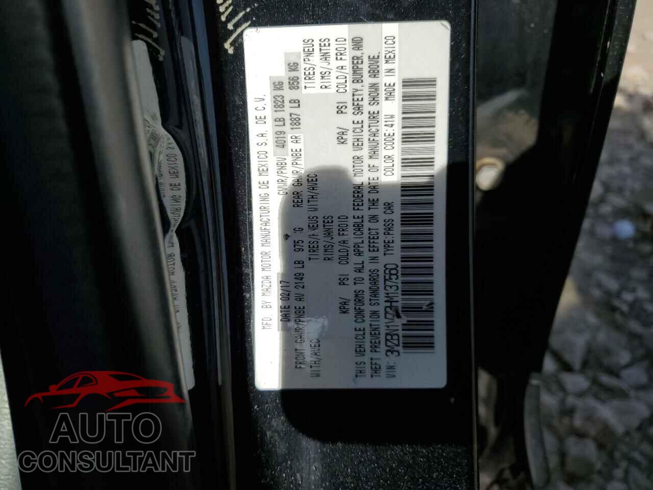 MAZDA 3 2017 - 3MZBN1V73HM137560