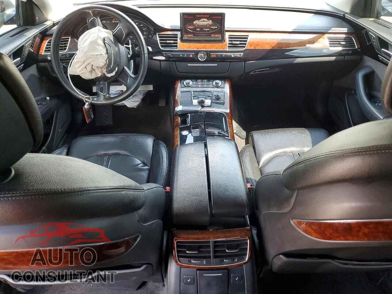 AUDI A8 2011 - WAURVAFD1BN019958
