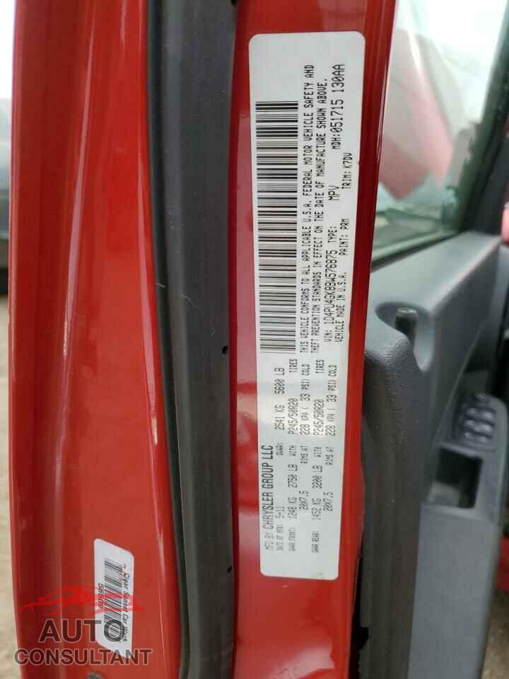 DODGE NITRO 2011 - 1D4PU4GK8BW576875