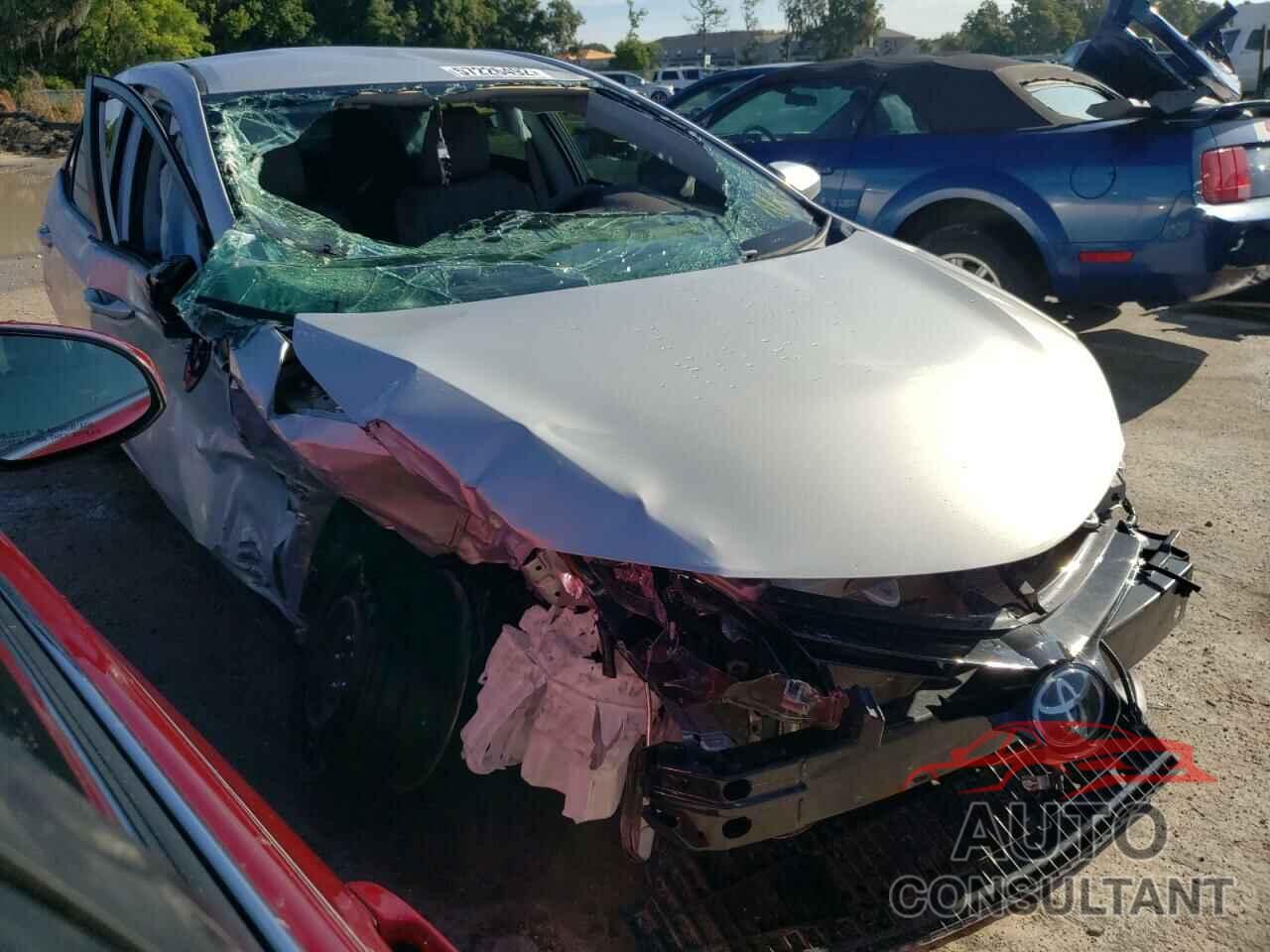 TOYOTA COROLLA 2017 - 2T1BURHE4HC847896
