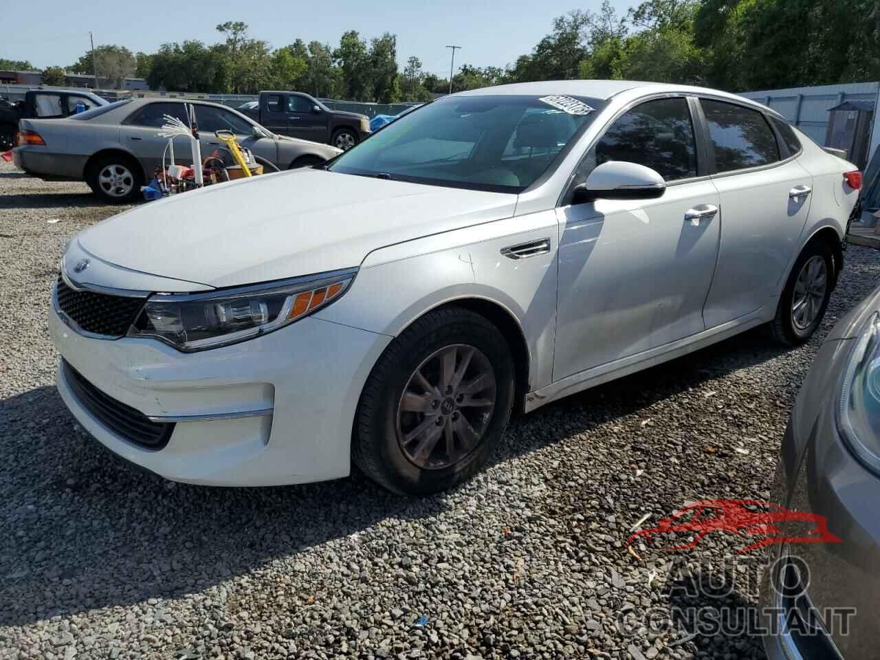 KIA OPTIMA 2018 - KNAGT4L34J5213053