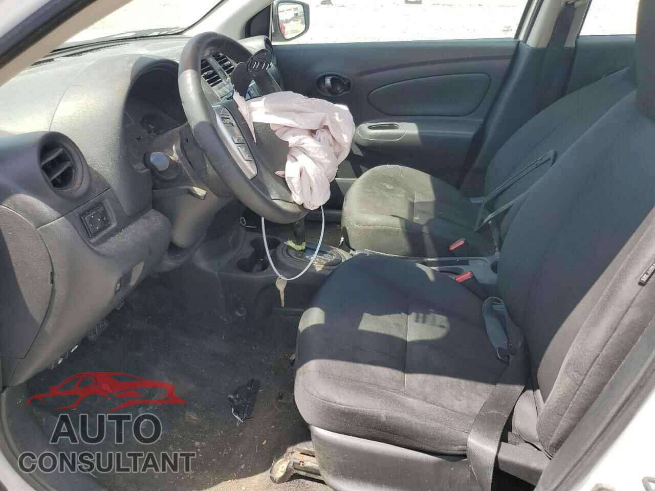 NISSAN VERSA 2017 - 3N1CN7AP3HL896122